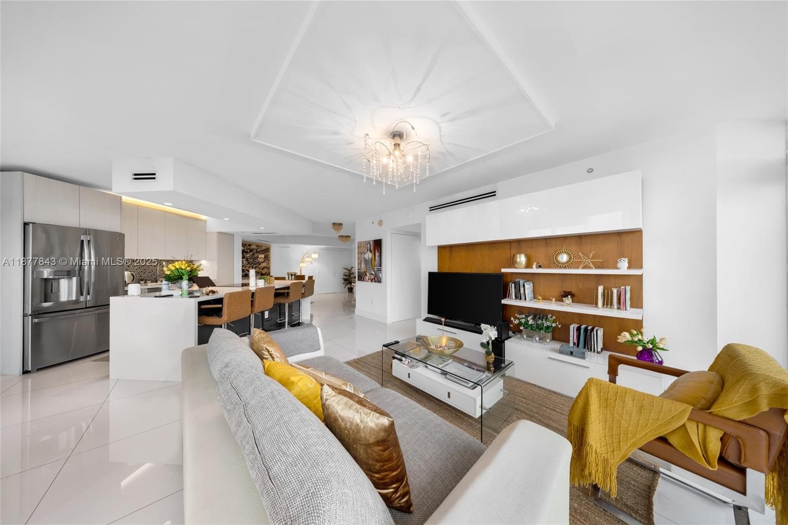 6301 Collins Ave 2107 photo 9