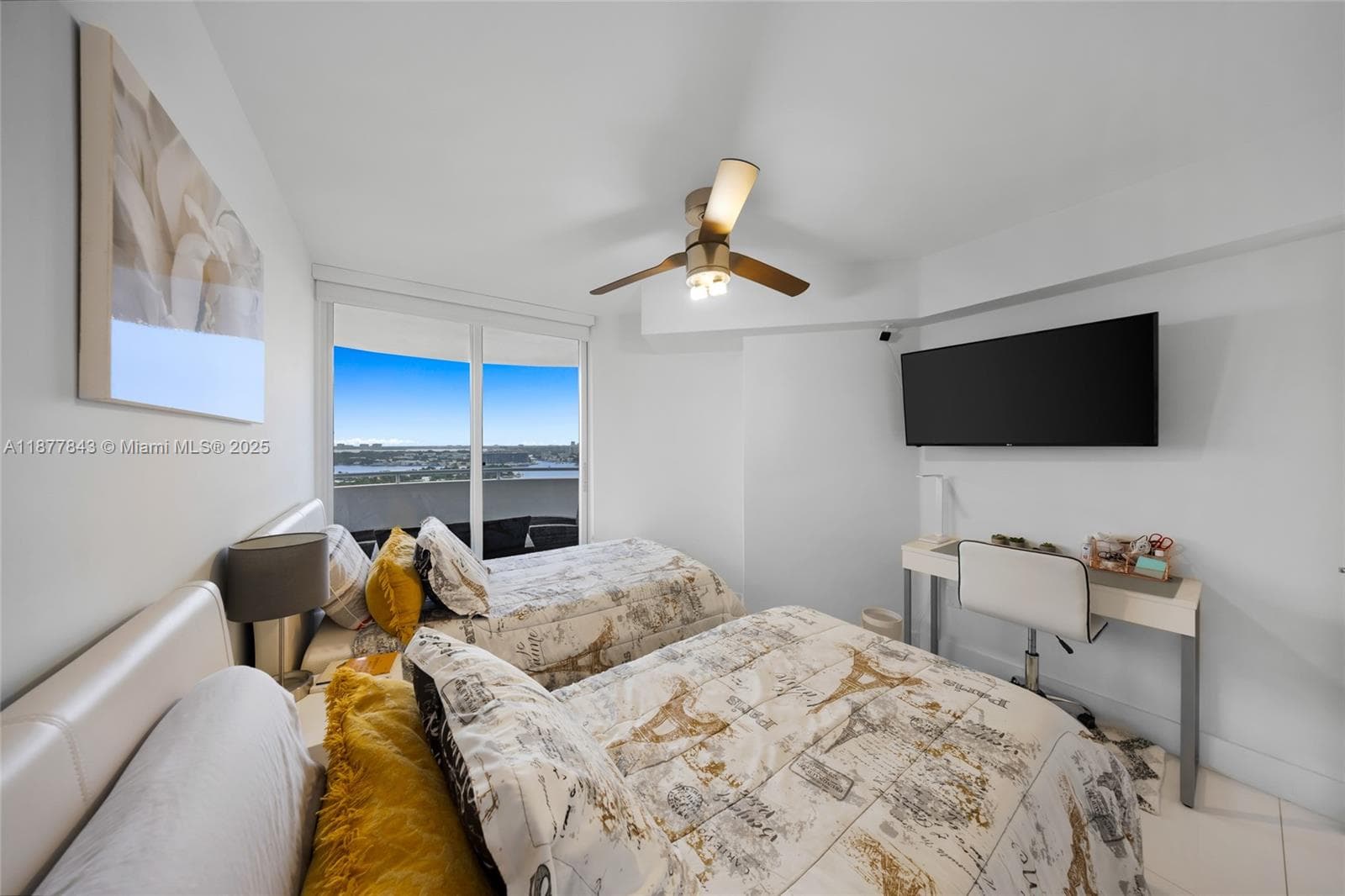 6301 Collins Ave 2107 photo 21
