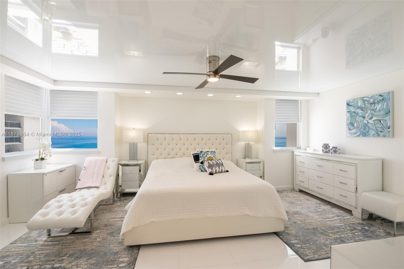 902 photo 14