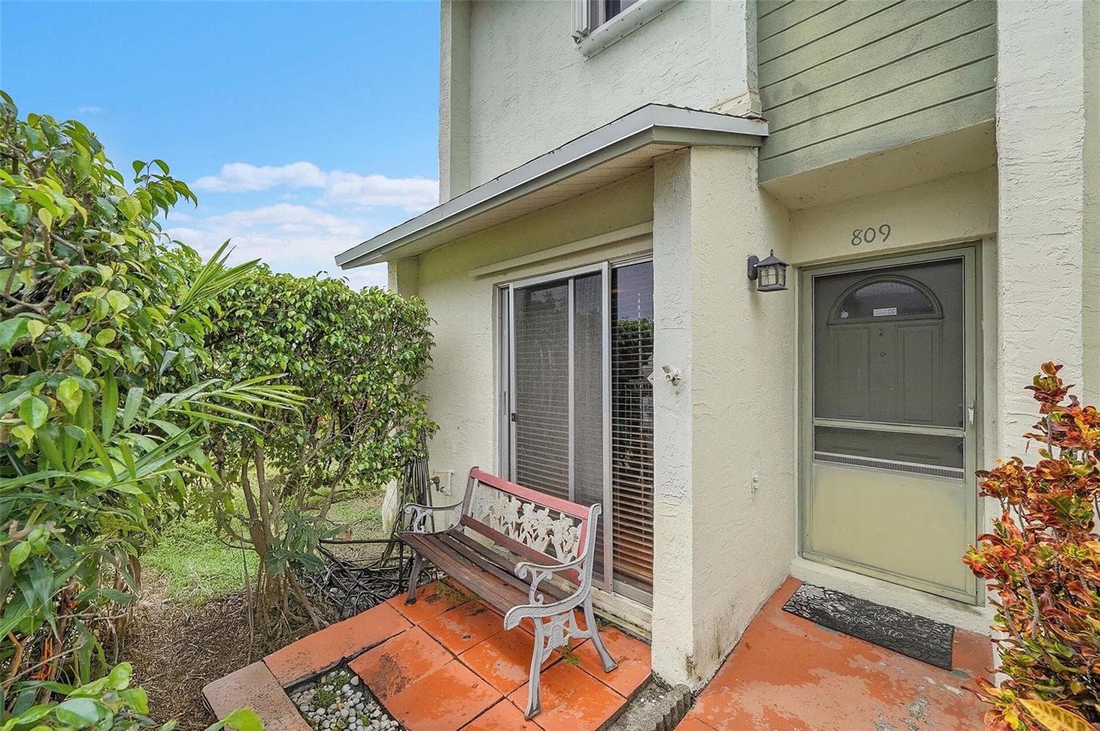 809 Crystal Lake Drive 809 photo 3