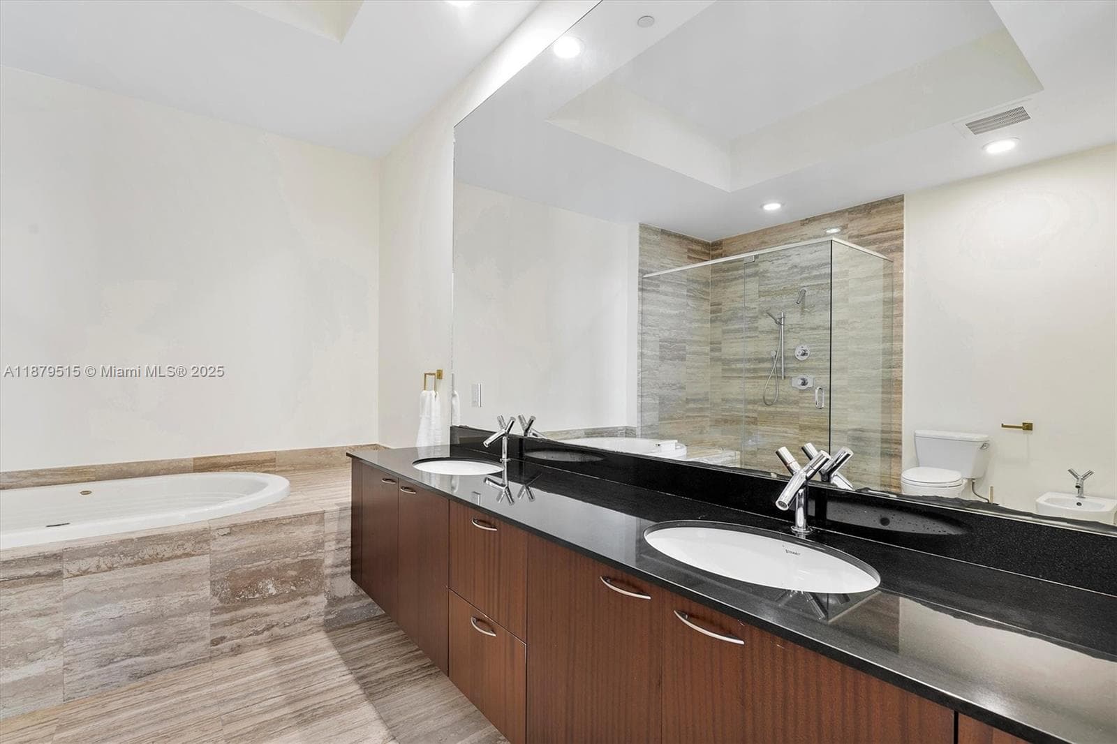 16001 Collins Ave 3507 photo 22