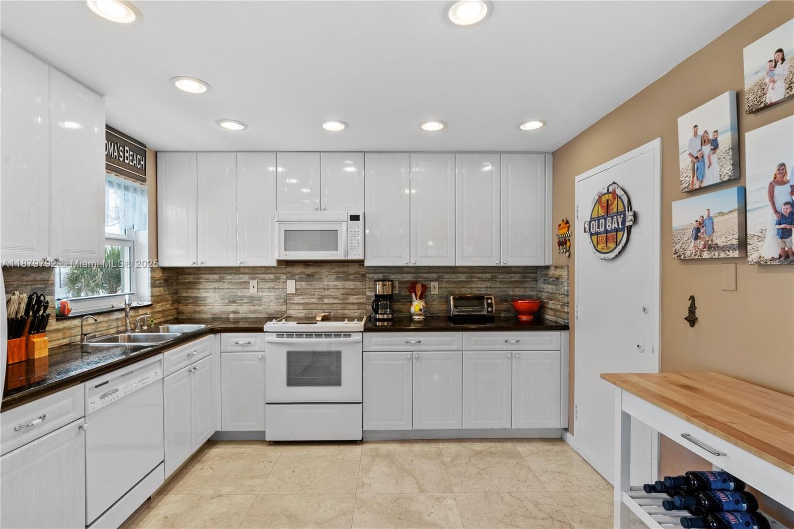 3550 Galt Ocean Dr 111 photo 19