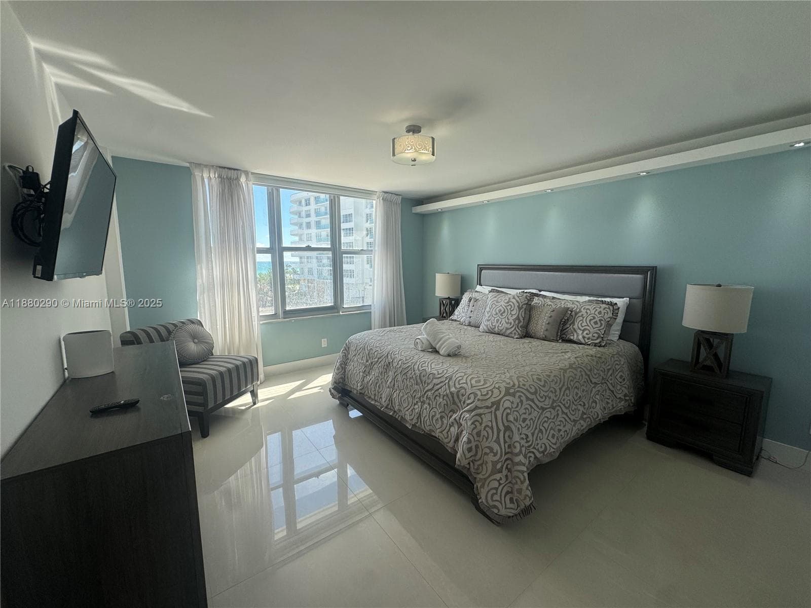5161 Collins Ave 514 photo 12