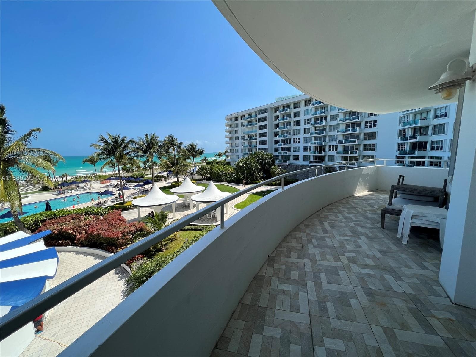 5161 Collins Ave 514 photo 3