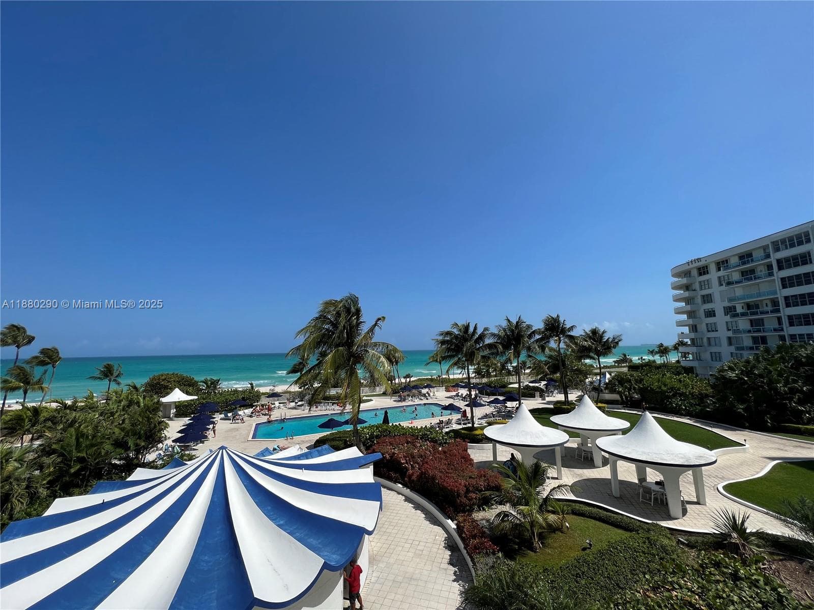 5161 Collins Ave 514 photo 4