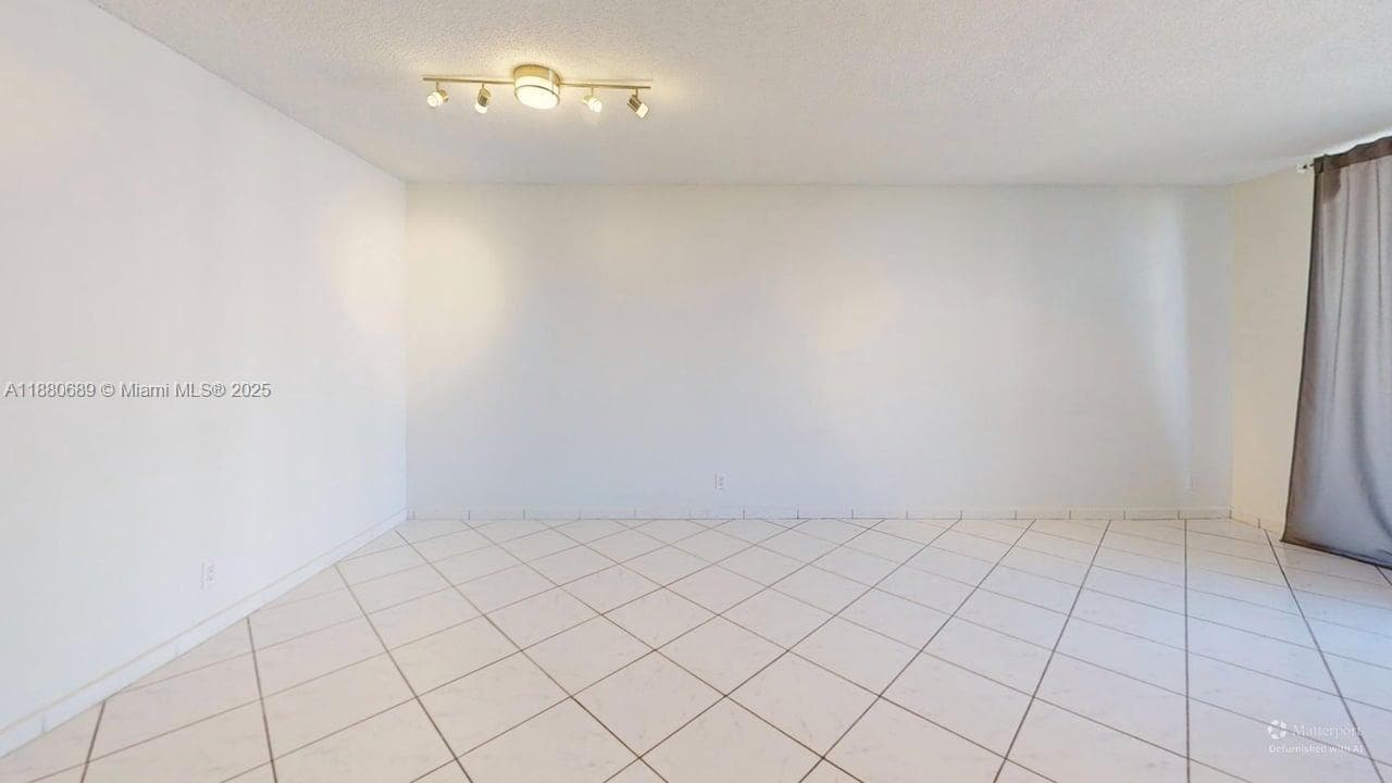 500 Three Islands Blvd 822 photo 13