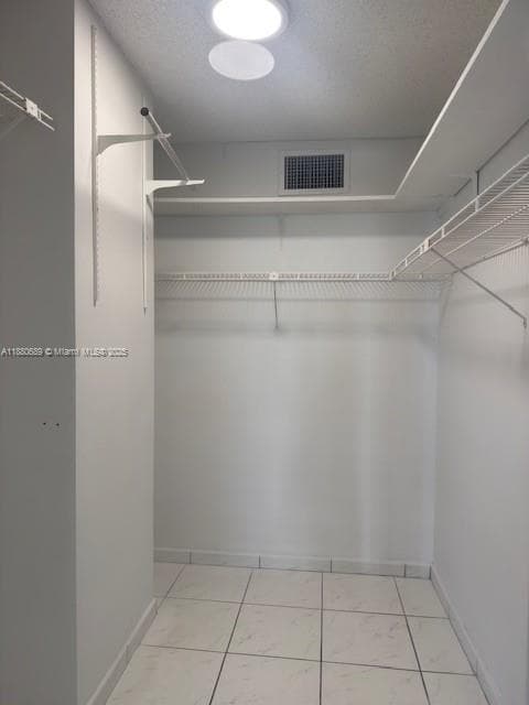 500 Three Islands Blvd 822 photo 17