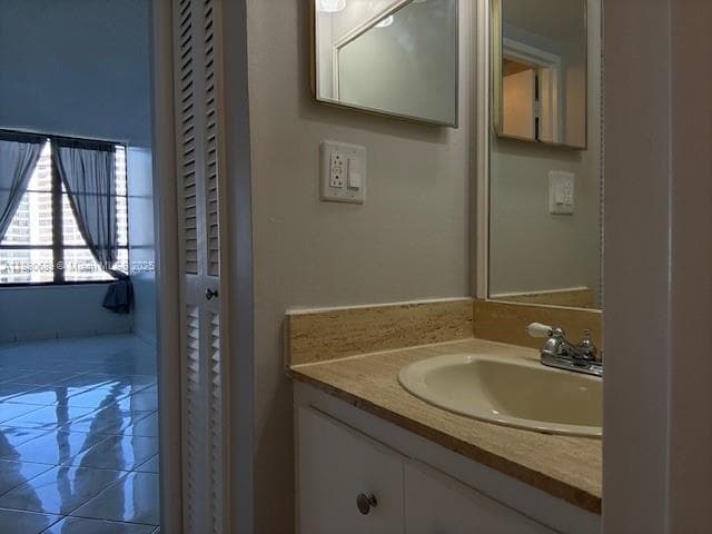 500 Three Islands Blvd 822 photo 18