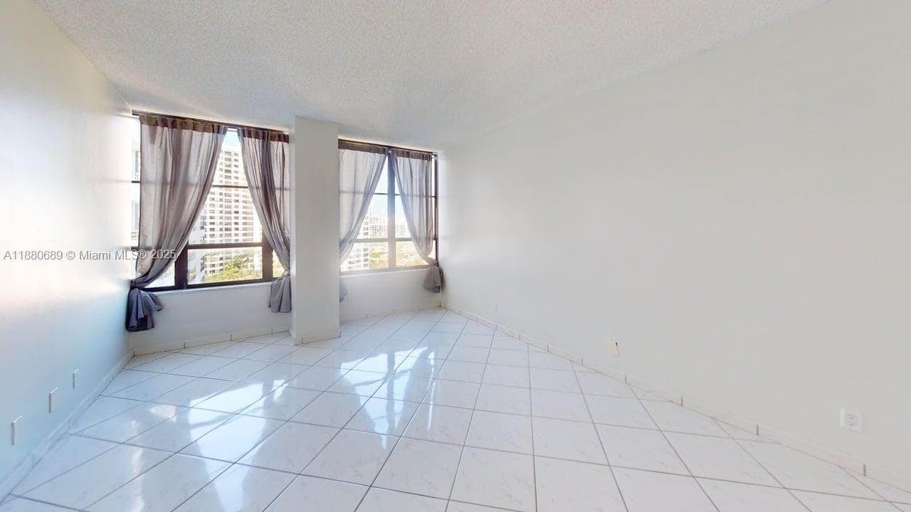 500 Three Islands Blvd 822 photo 15