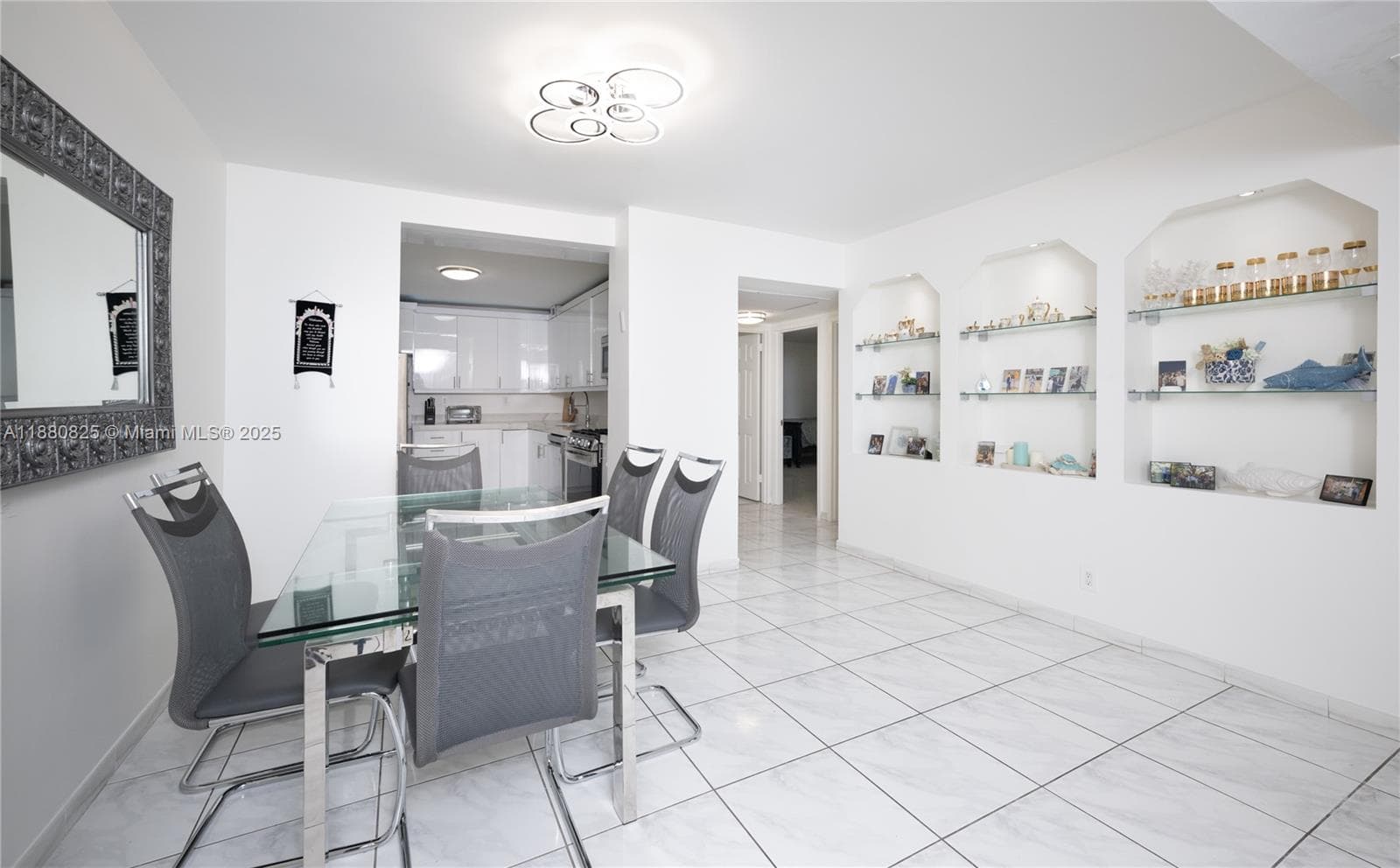 2030 Ocean Dr 227 photo 7