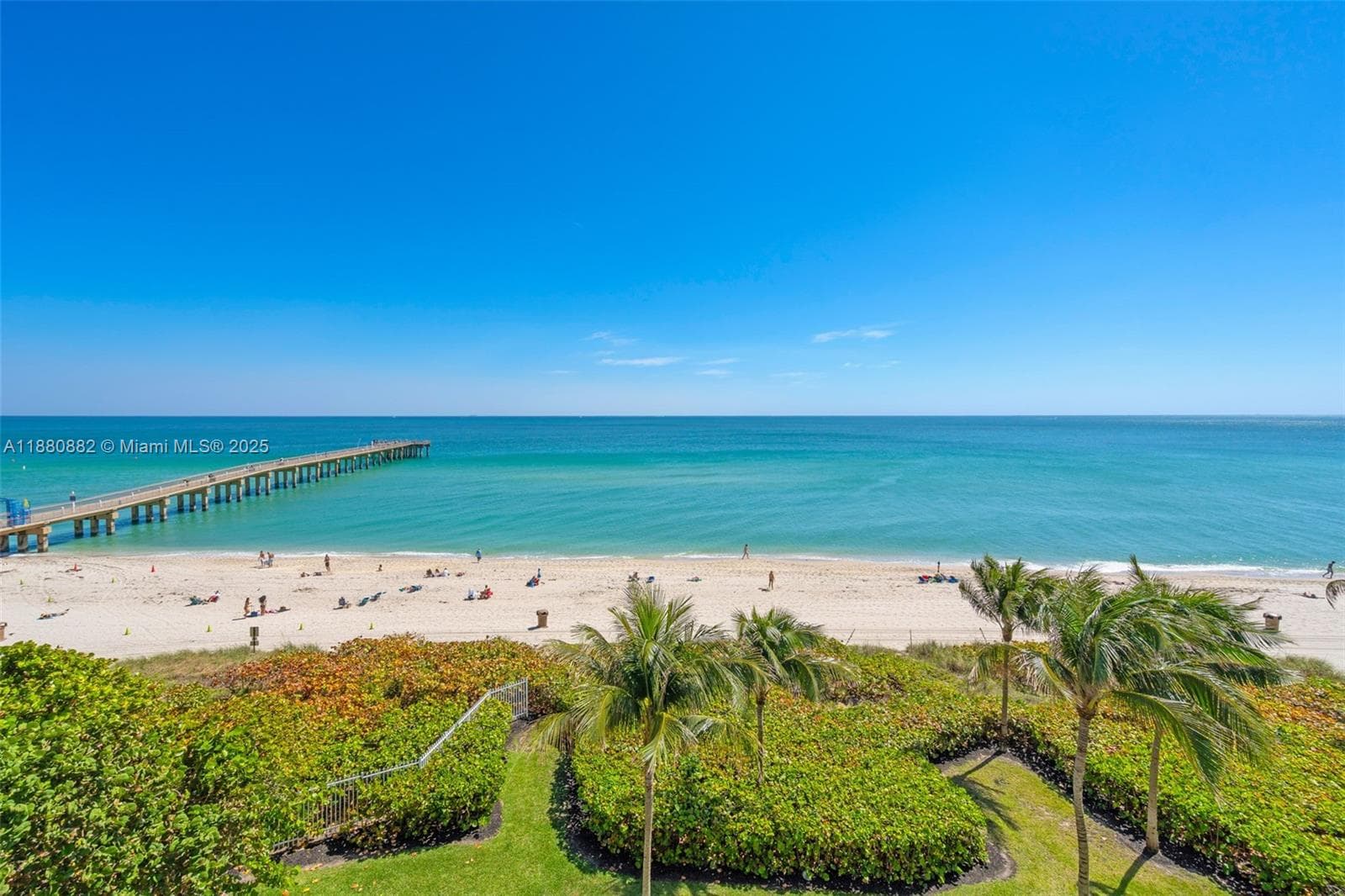 16485 Collins Ave PH35C photo 7
