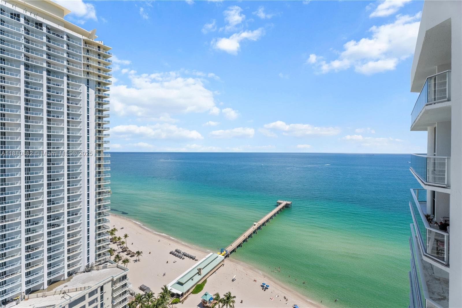 16485 Collins Ave PH35C photo 5