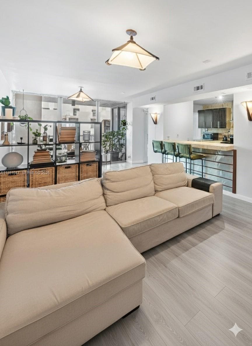 2655 Collins Ave 510 photo 4