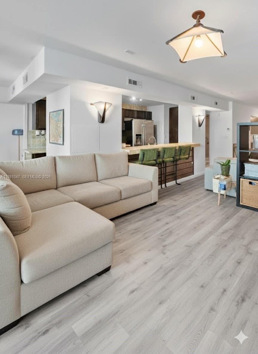 2655 Collins Ave 510 photo 8