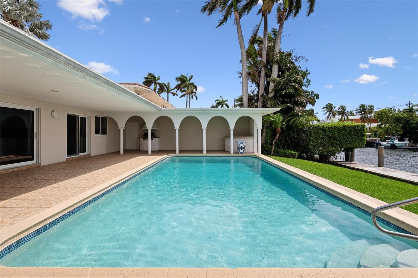 40 Isla Bahia Drive photo 6