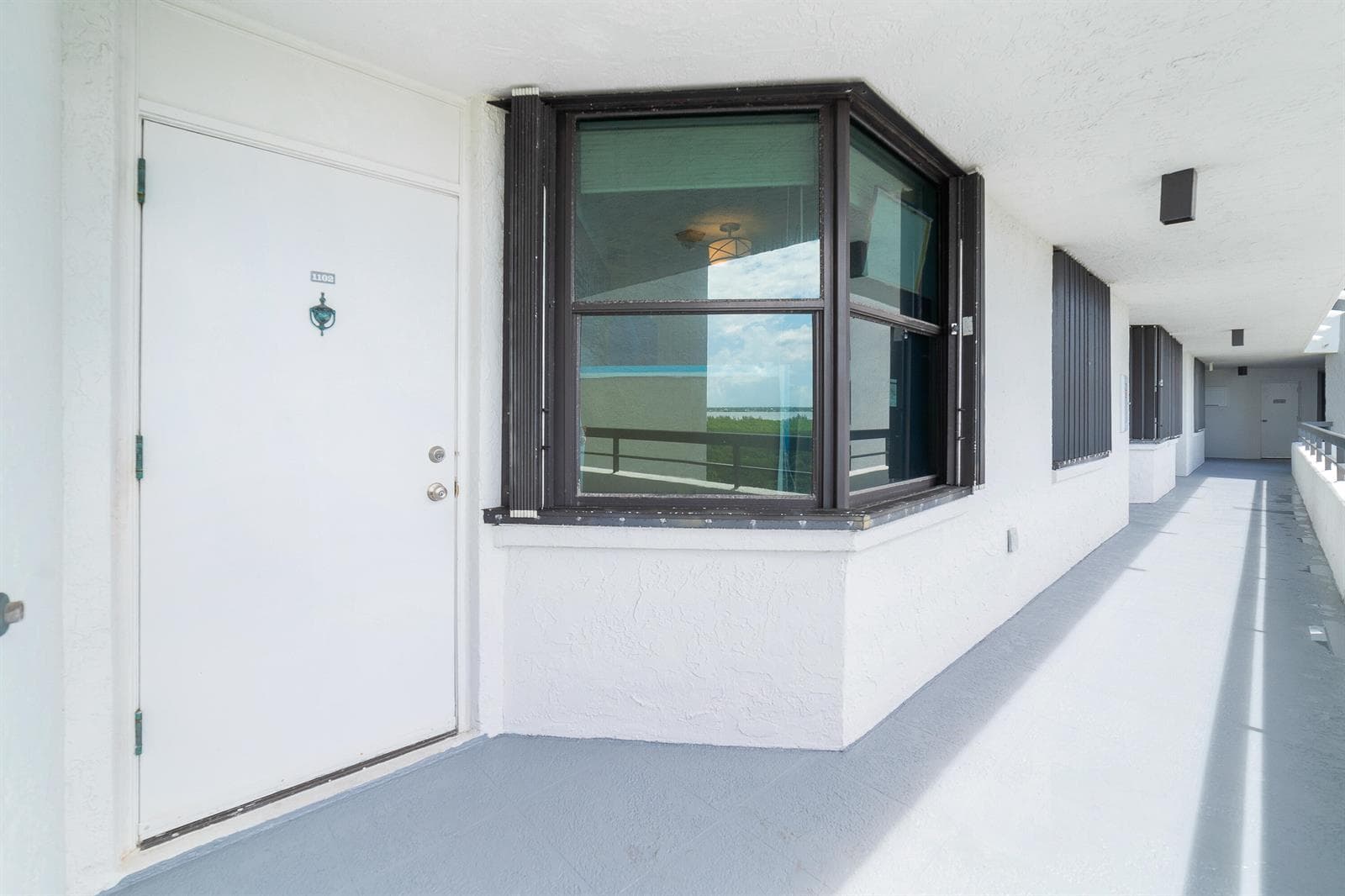 8800 S Ocean Drive 1102 photo 3