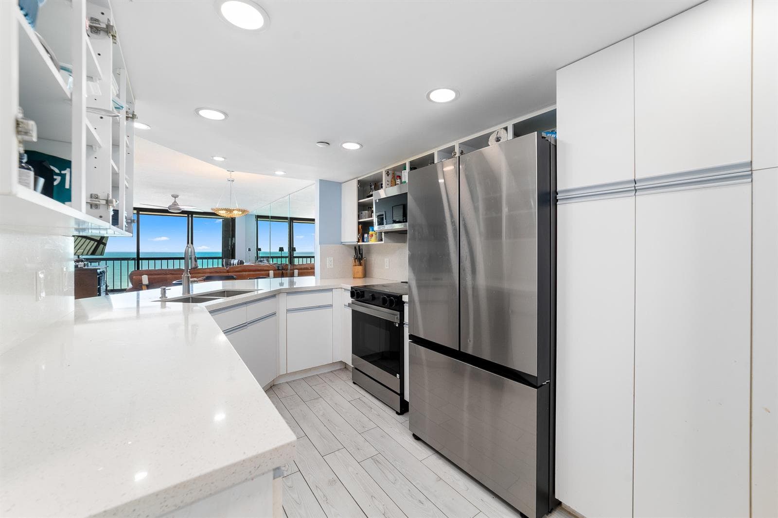 8800 S Ocean Drive 1102 photo 10