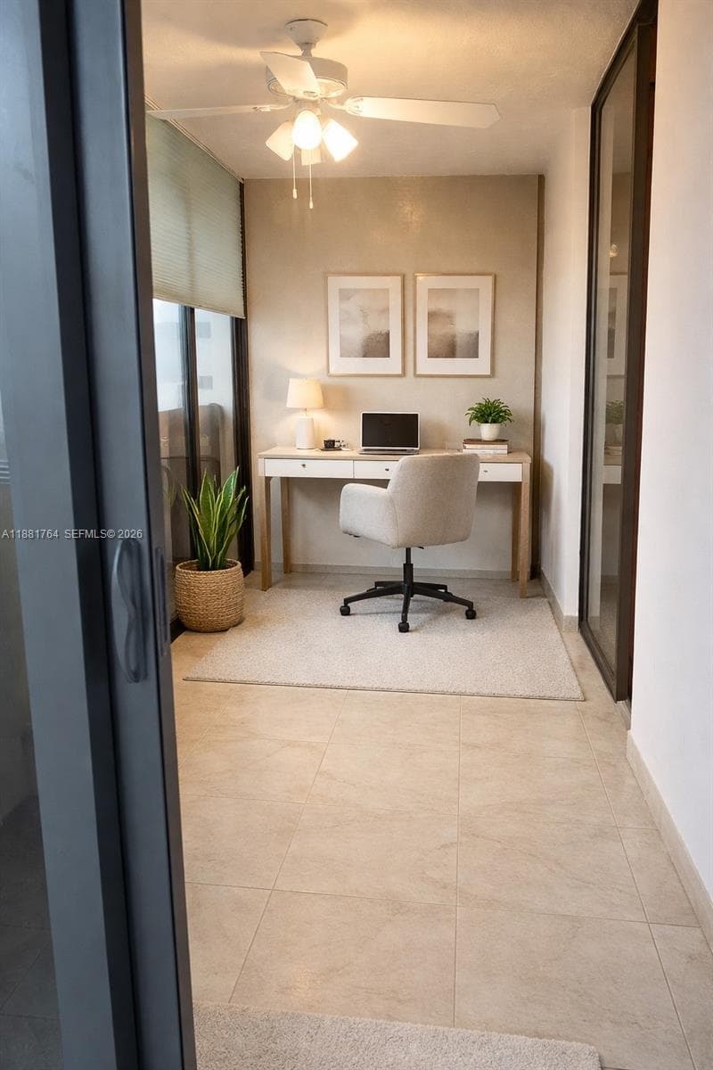 1621 Collins Ave 701 photo 15