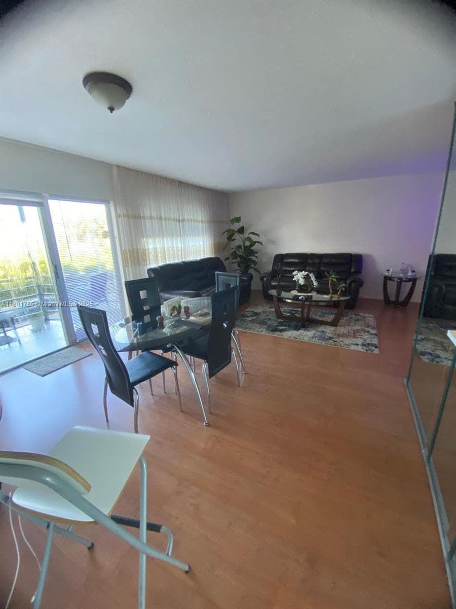 200 Diplomat Pkwy 329 photo 2