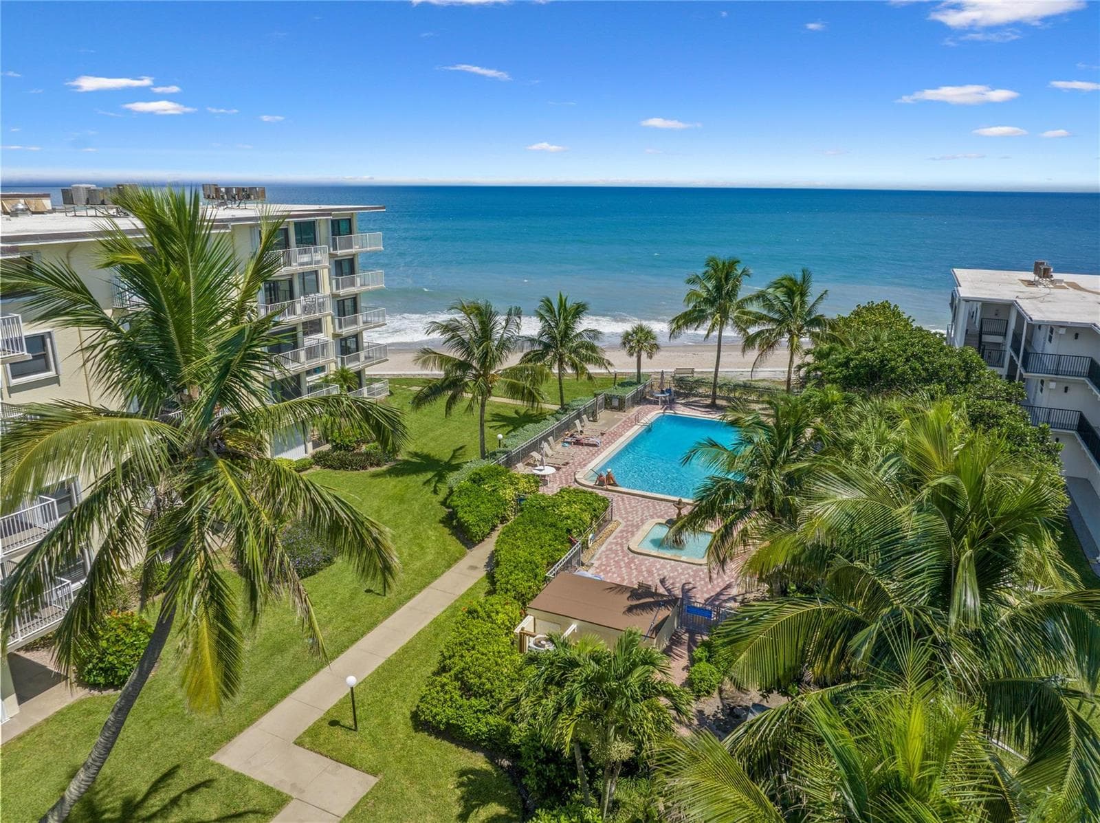 4450 Highway A1a 102 photo 1