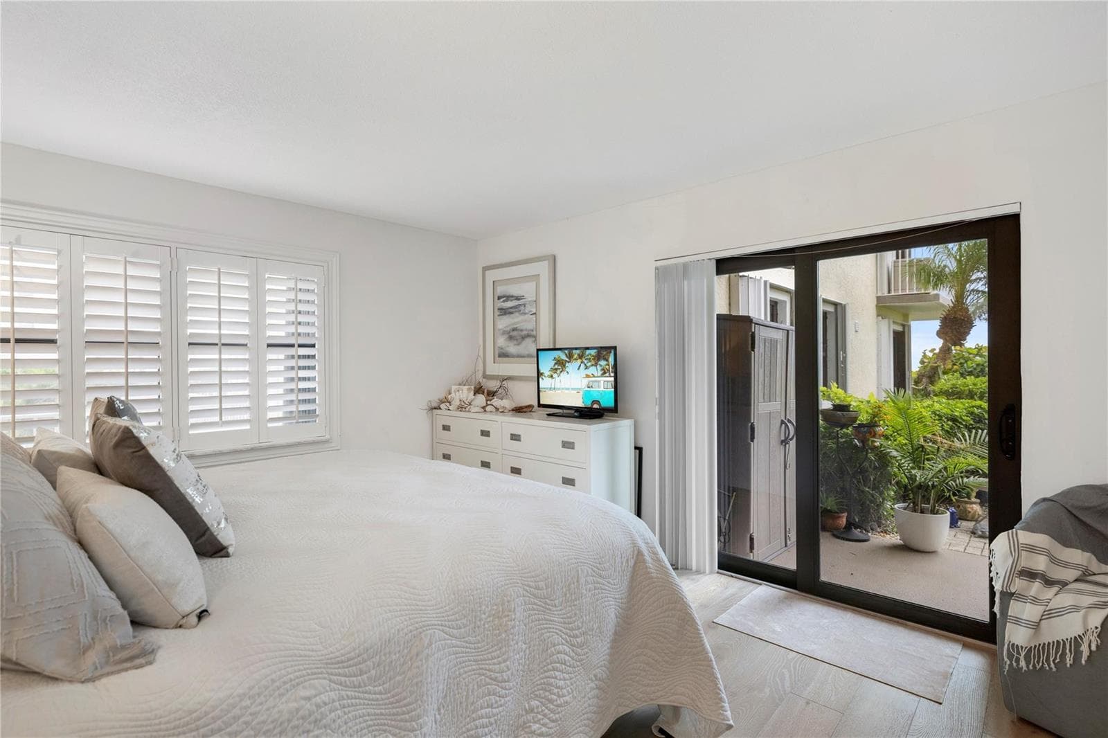 4450 Highway A1a 102 photo 18