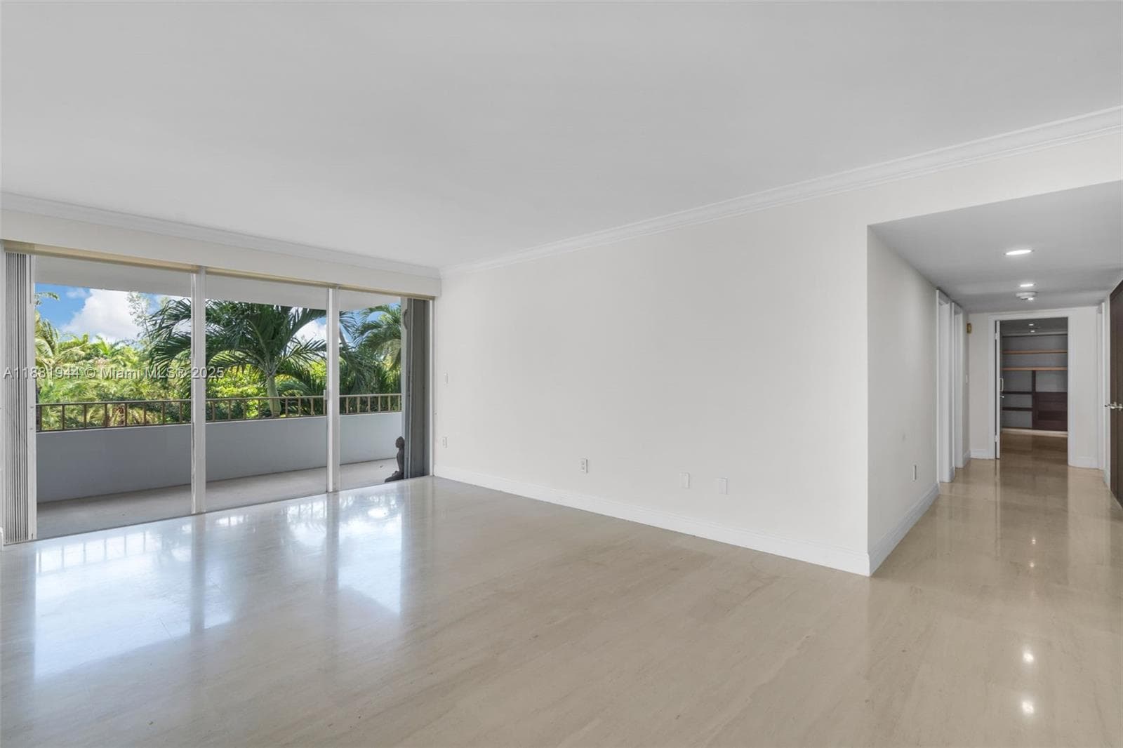 155 Ocean Lane Dr 300 photo 5