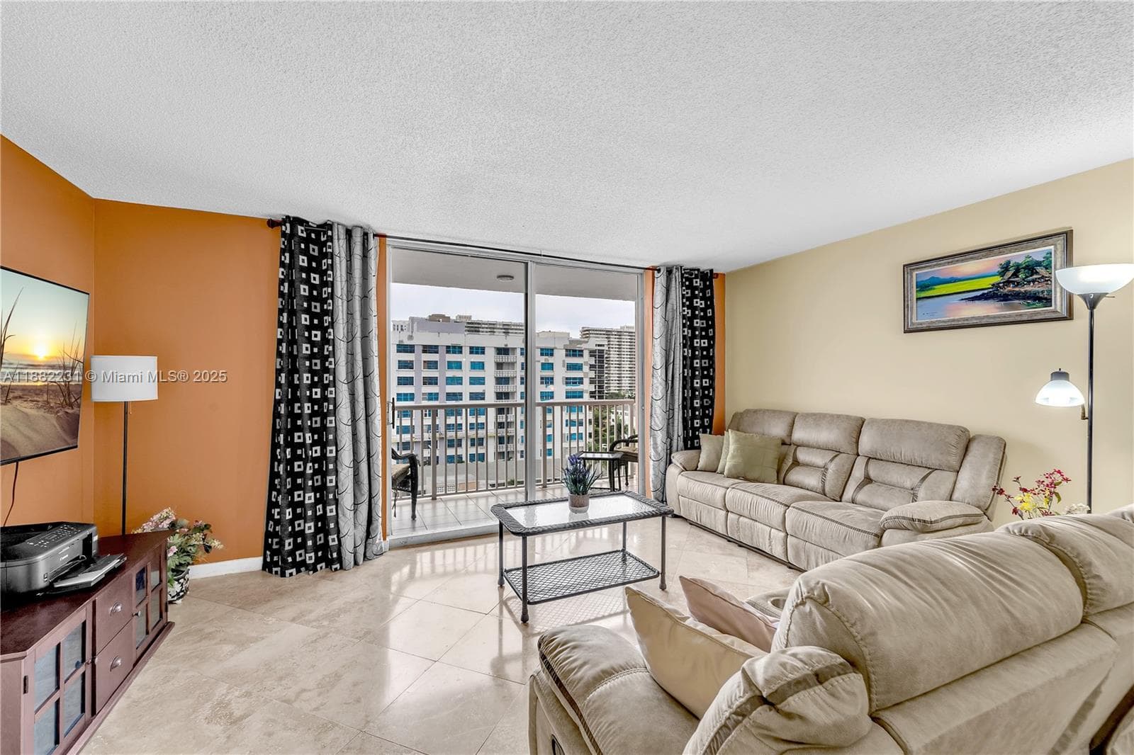 3161 Ocean Dr 802 photo 7