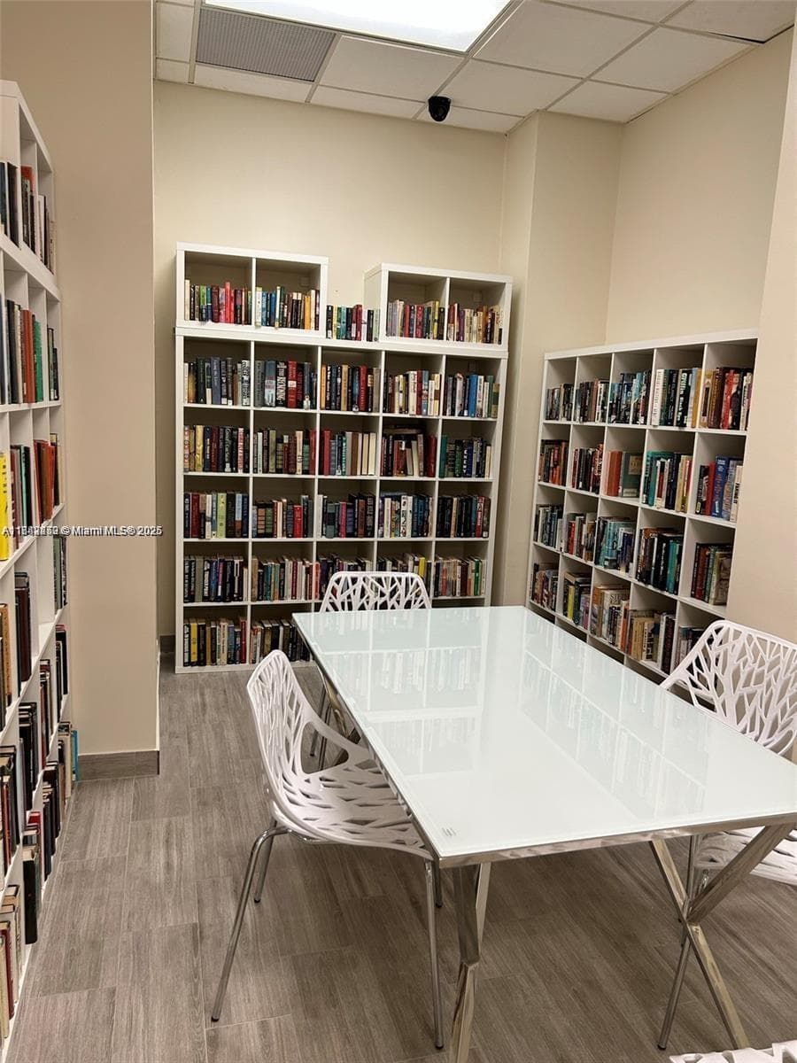 3725 Ocean Dr 419 photo 16