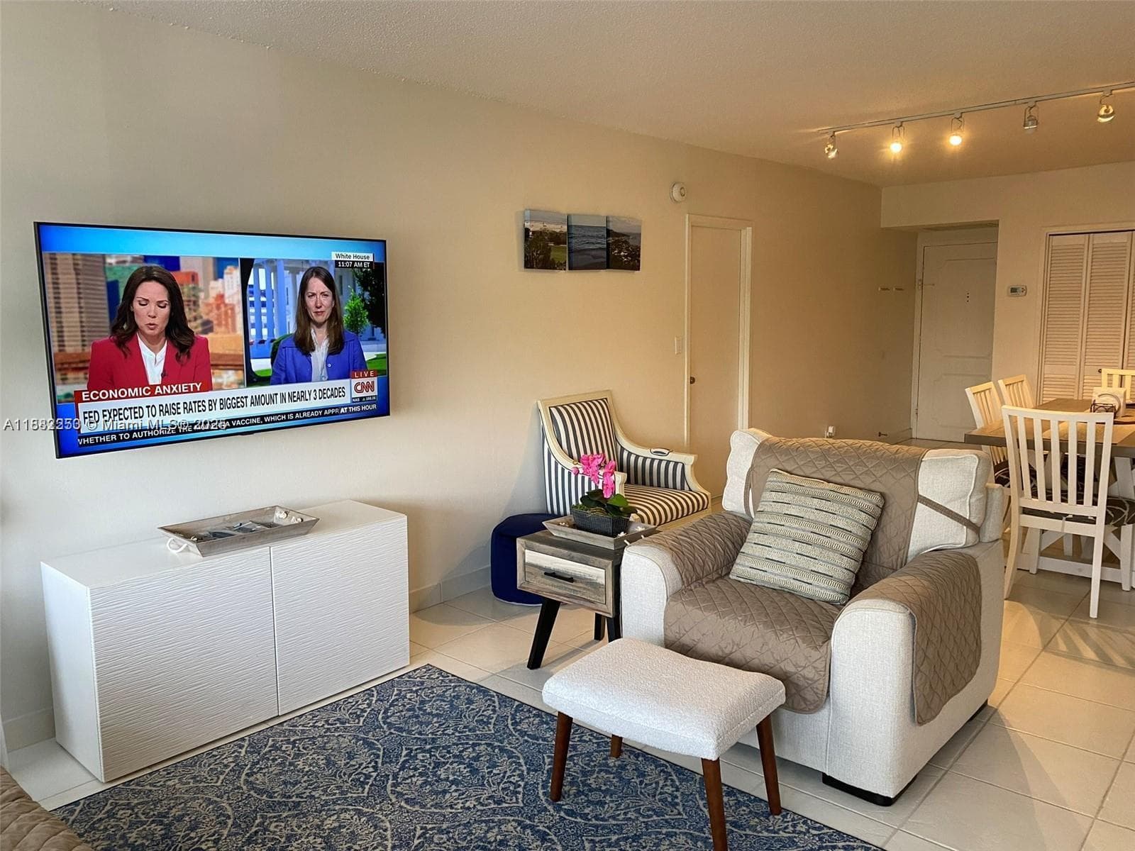 3725 S Ocean Dr 419 photo 5