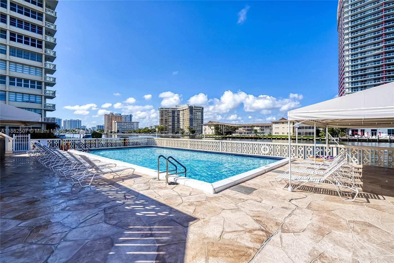 1825 S Ocean Dr PH-6 photo 16