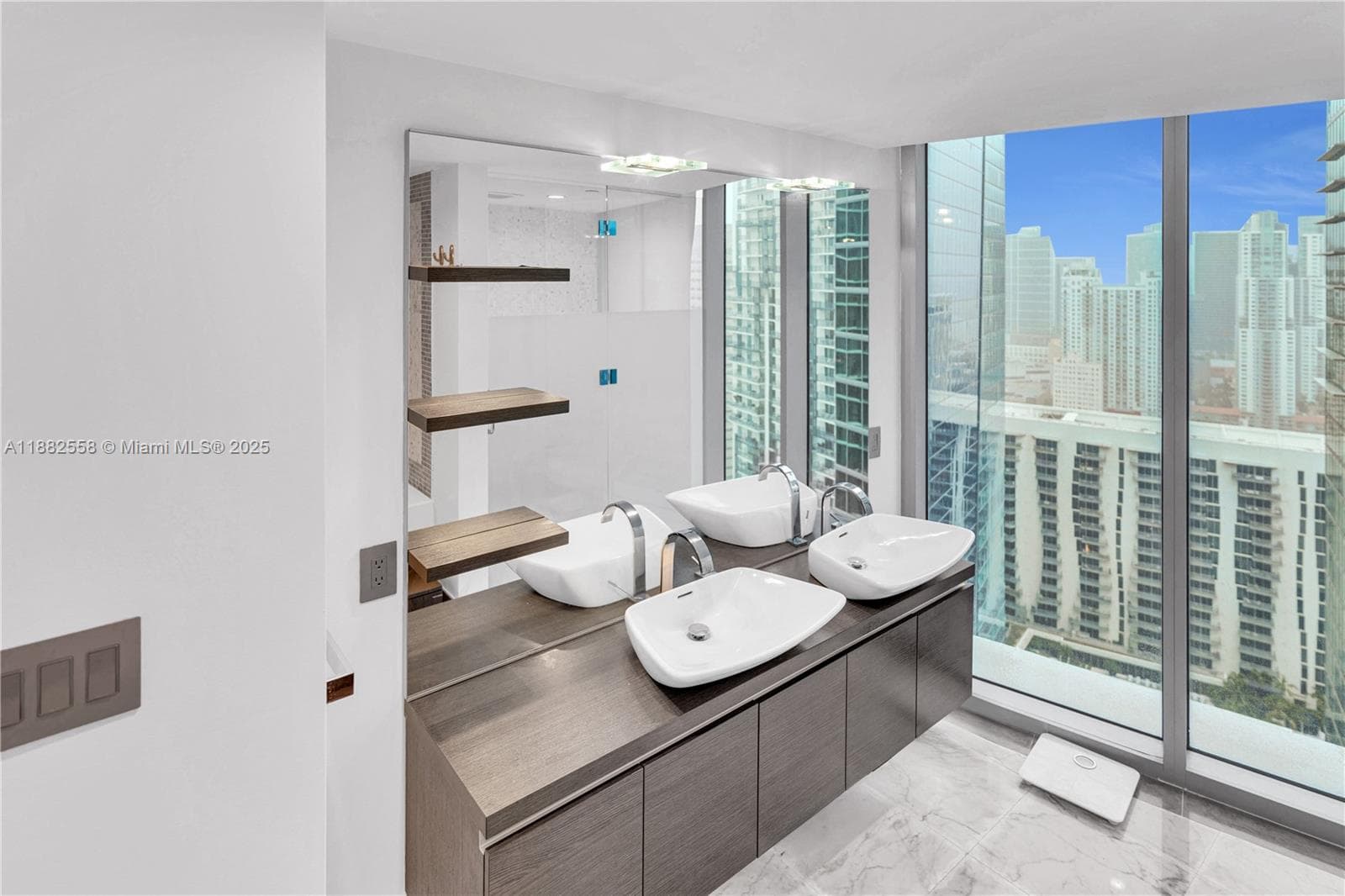 200 Biscayne Boulevard Way 4201 photo 16