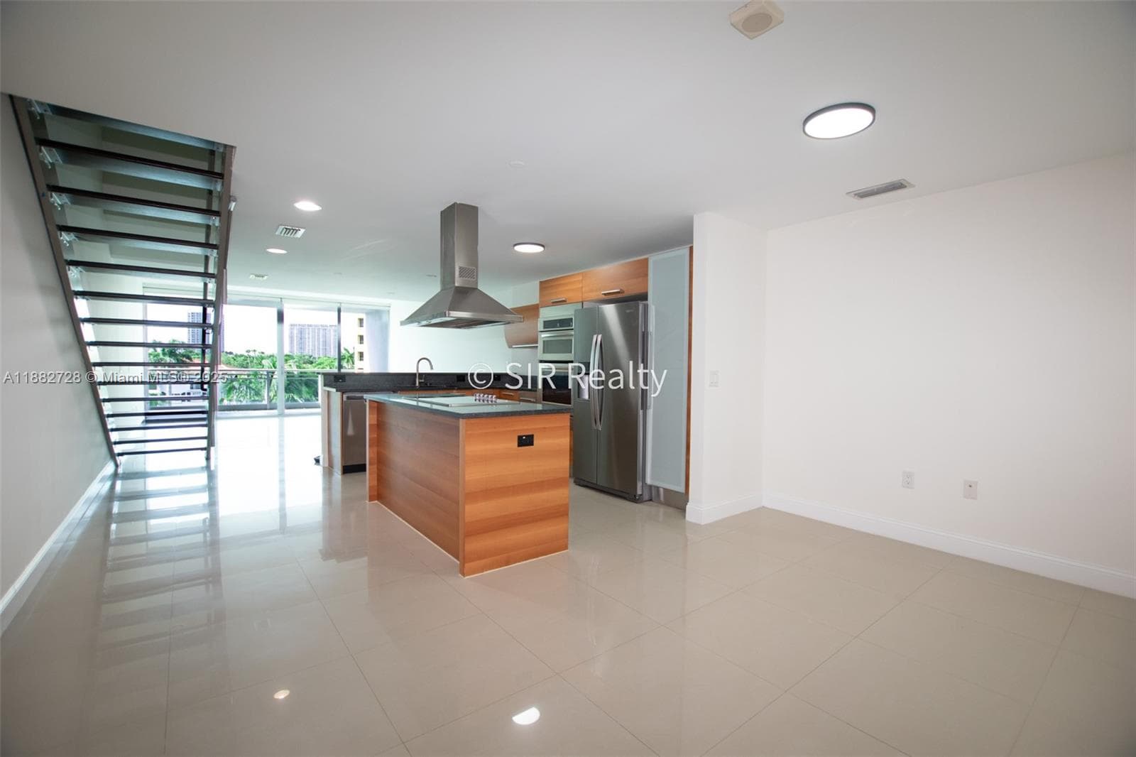 2950 188th St 336 photo 2