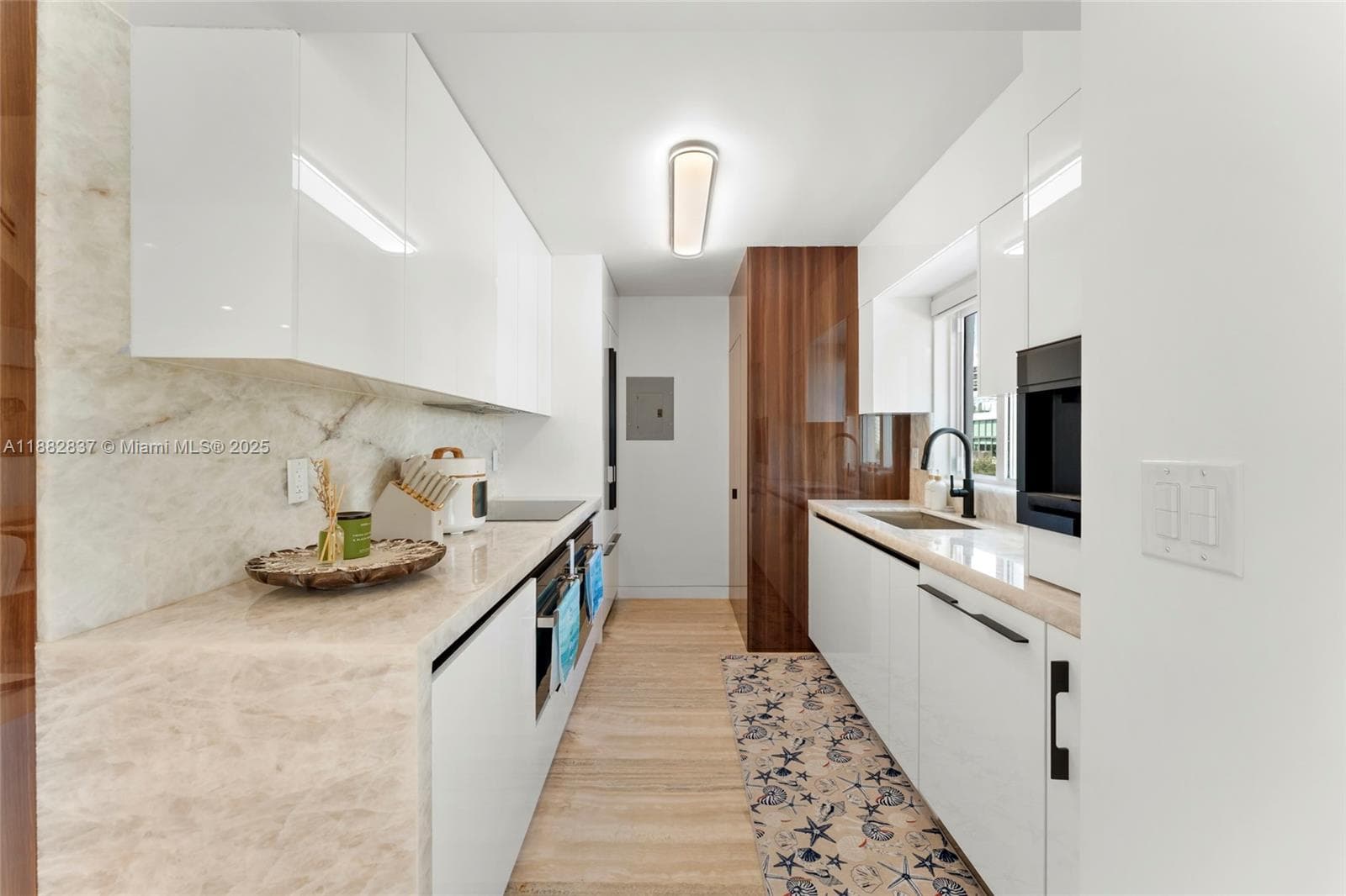 5900 Collins Ave 604 photo 19