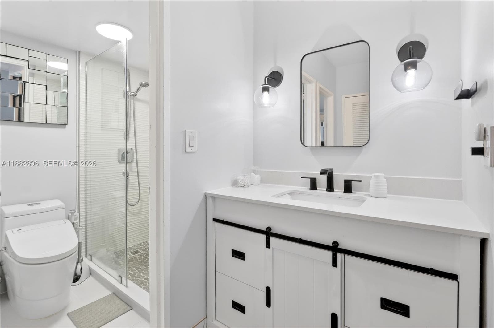 5700 Collins Ave 3M photo 12