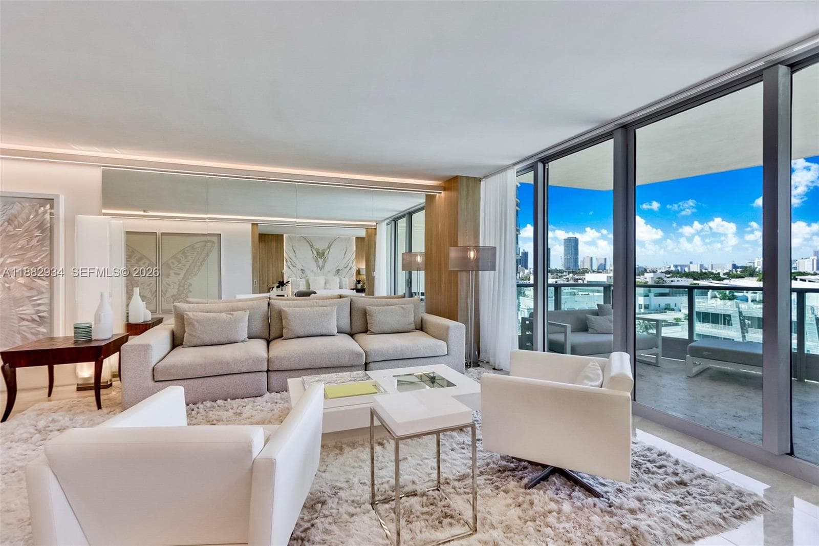 1455 Ocean Dr 811 photo 17