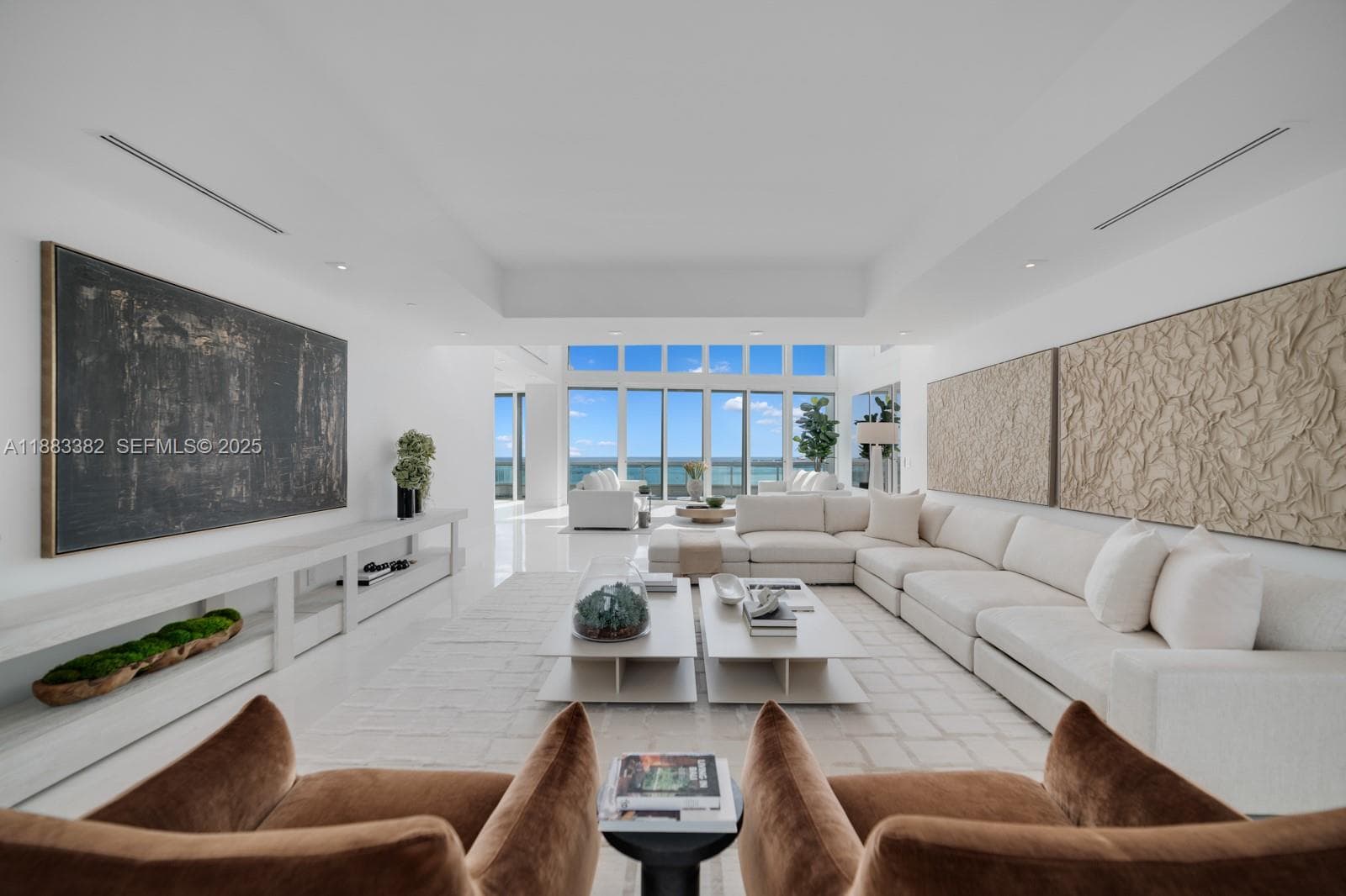 1643 Brickell Ave PH4902 photo 4
