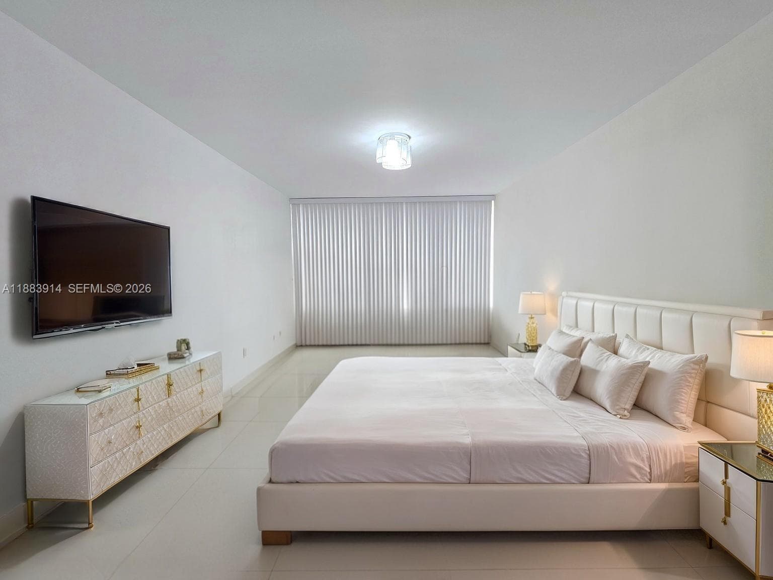 18051 Biscayne Blvd 1204 photo 10