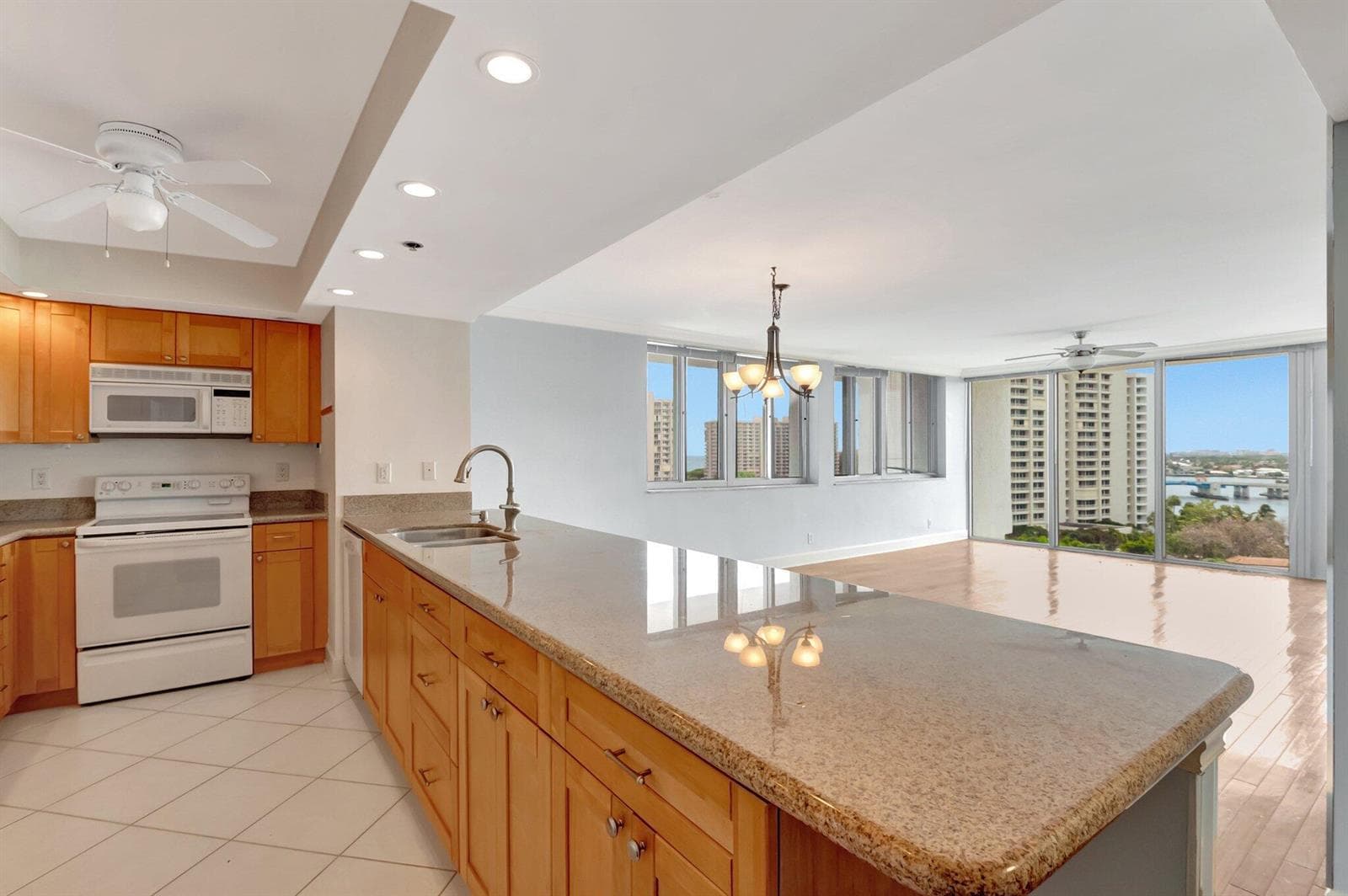 4750 S Ocean Boulevard Ph10 photo 10