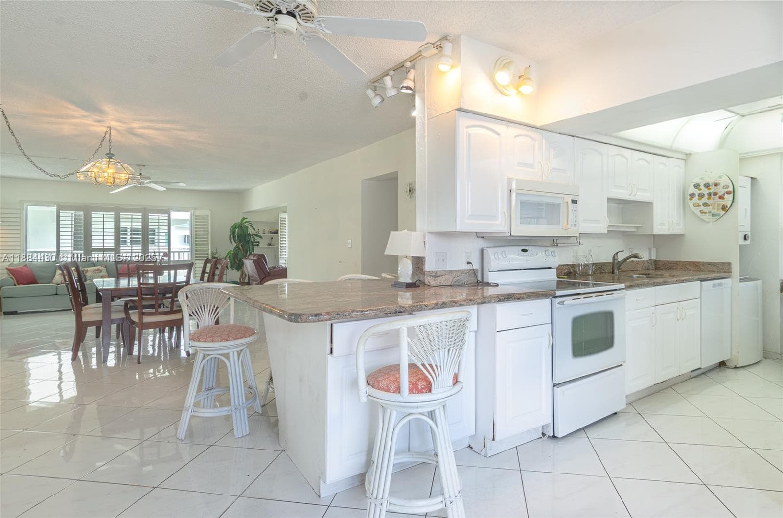 1470 S Ocean Blvd 702 photo 4