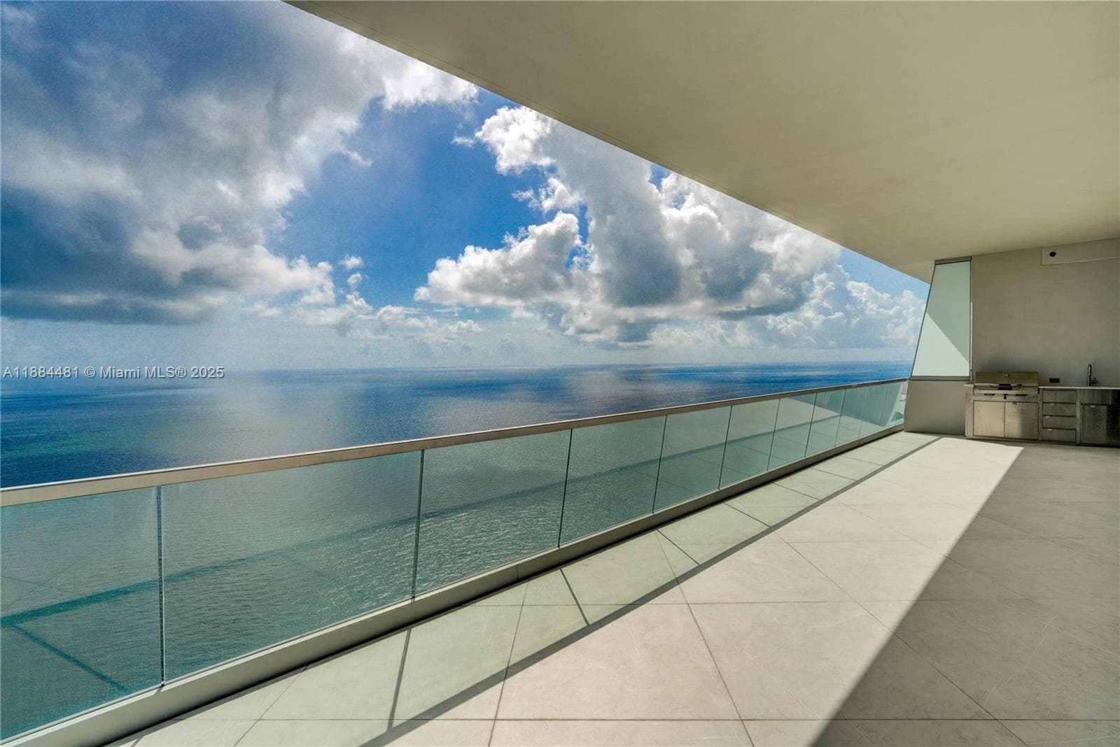 18501 Collins Ave 5001 photo 2
