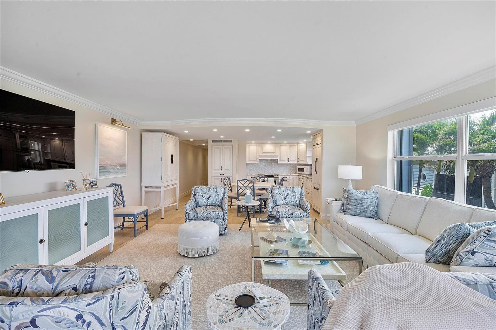 1710 S Ocean Lane 201 photo 6