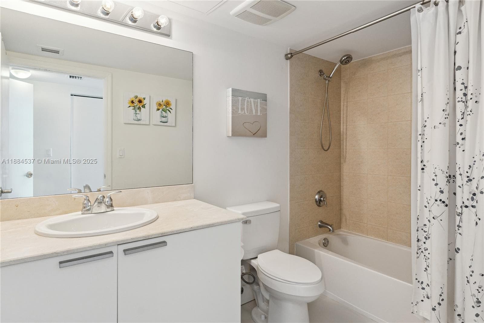 16699 Collins Ave 1407 photo 16