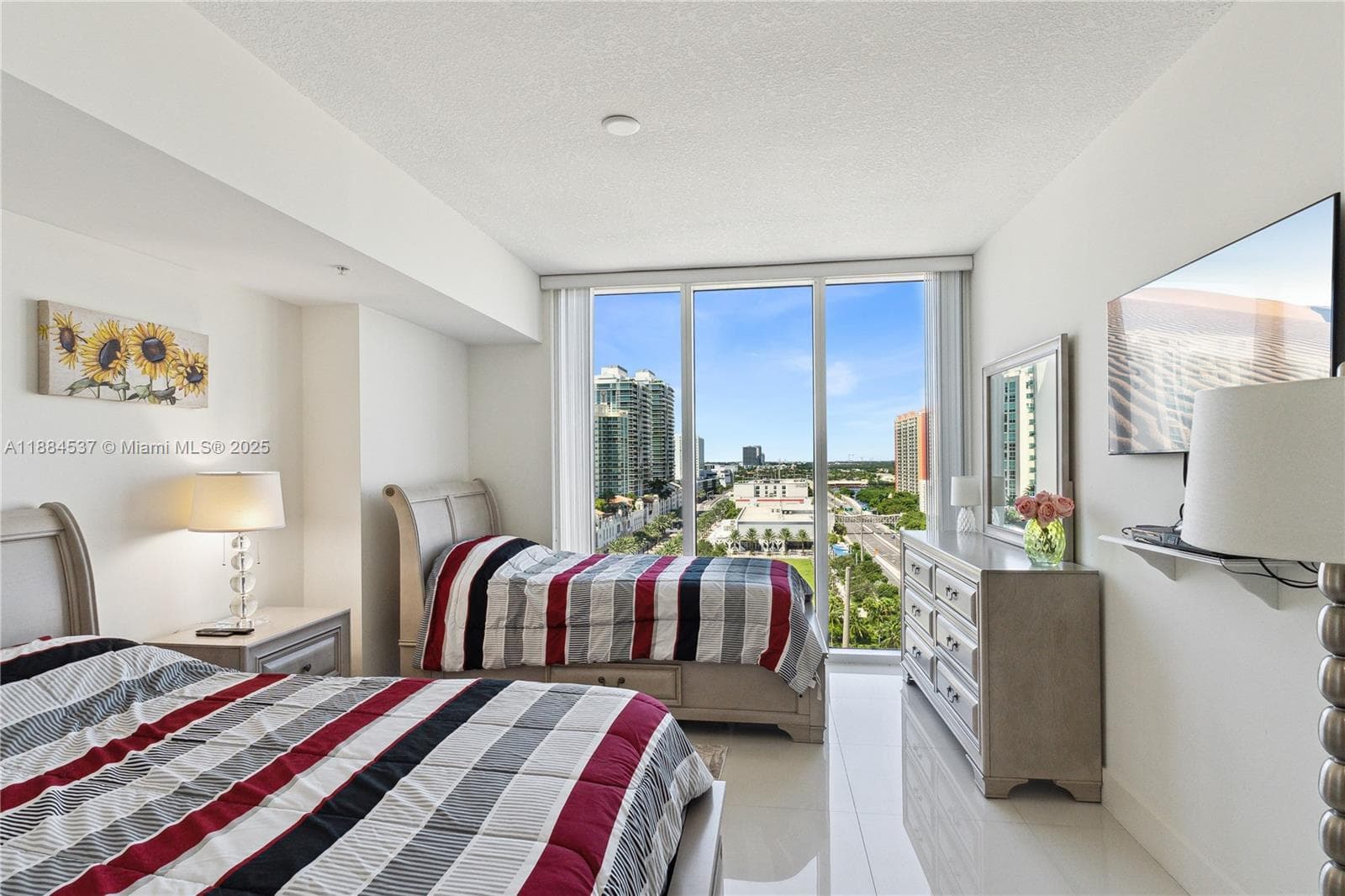 16699 Collins Ave 1407 photo 15