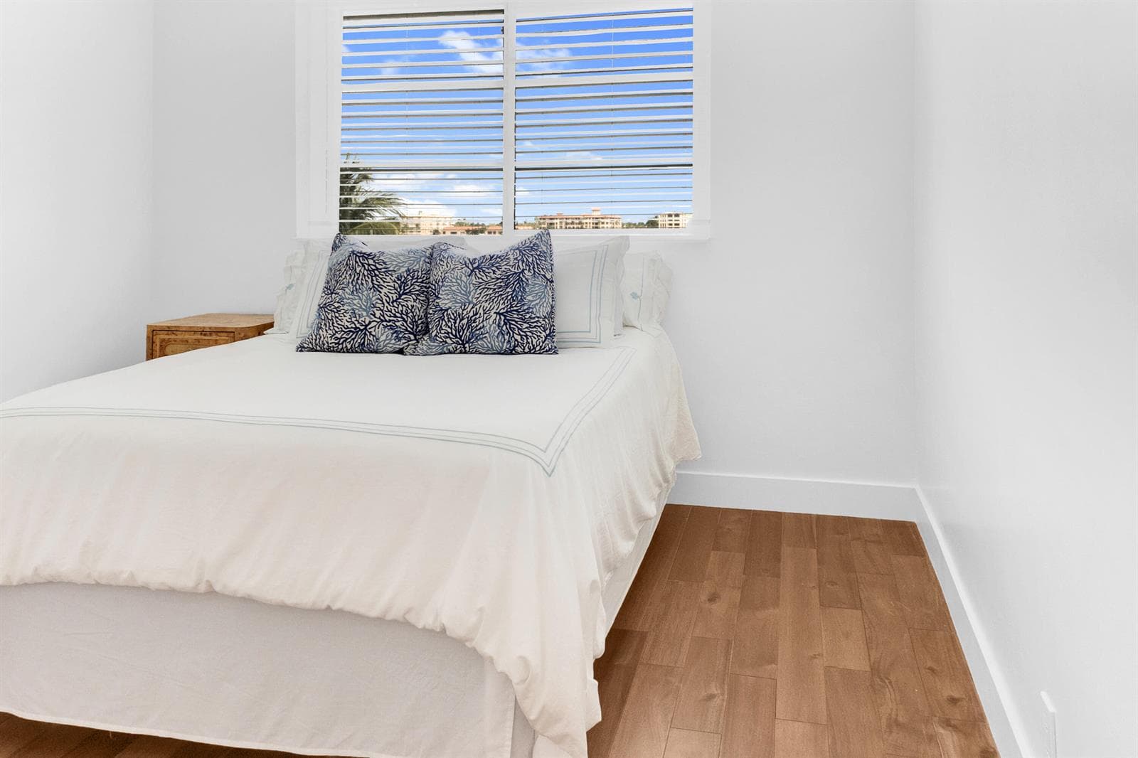 917 N Flagler Drive 409 photo 24
