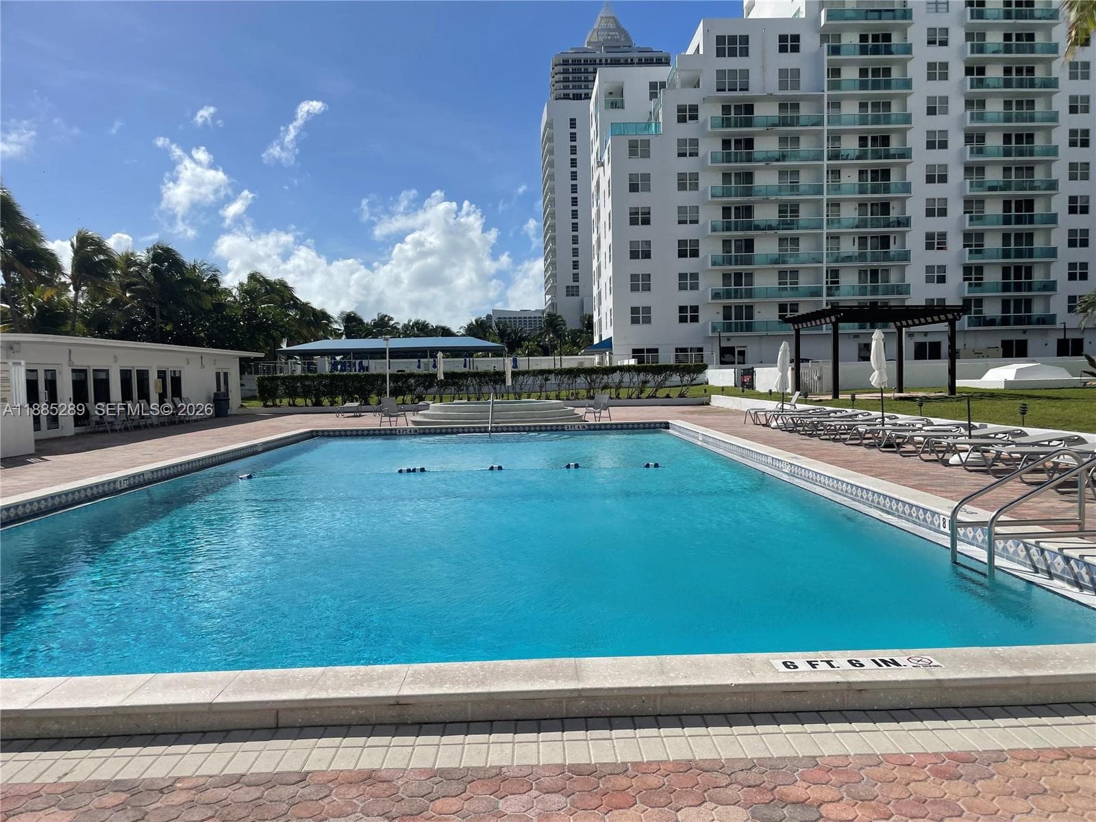 5005 Collins Ave 523 photo 17