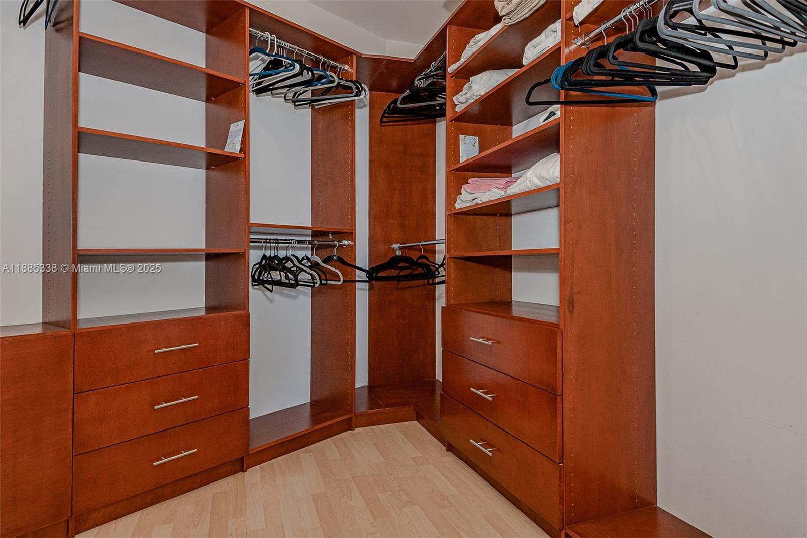 18911 Collins Ave 3402 photo 19