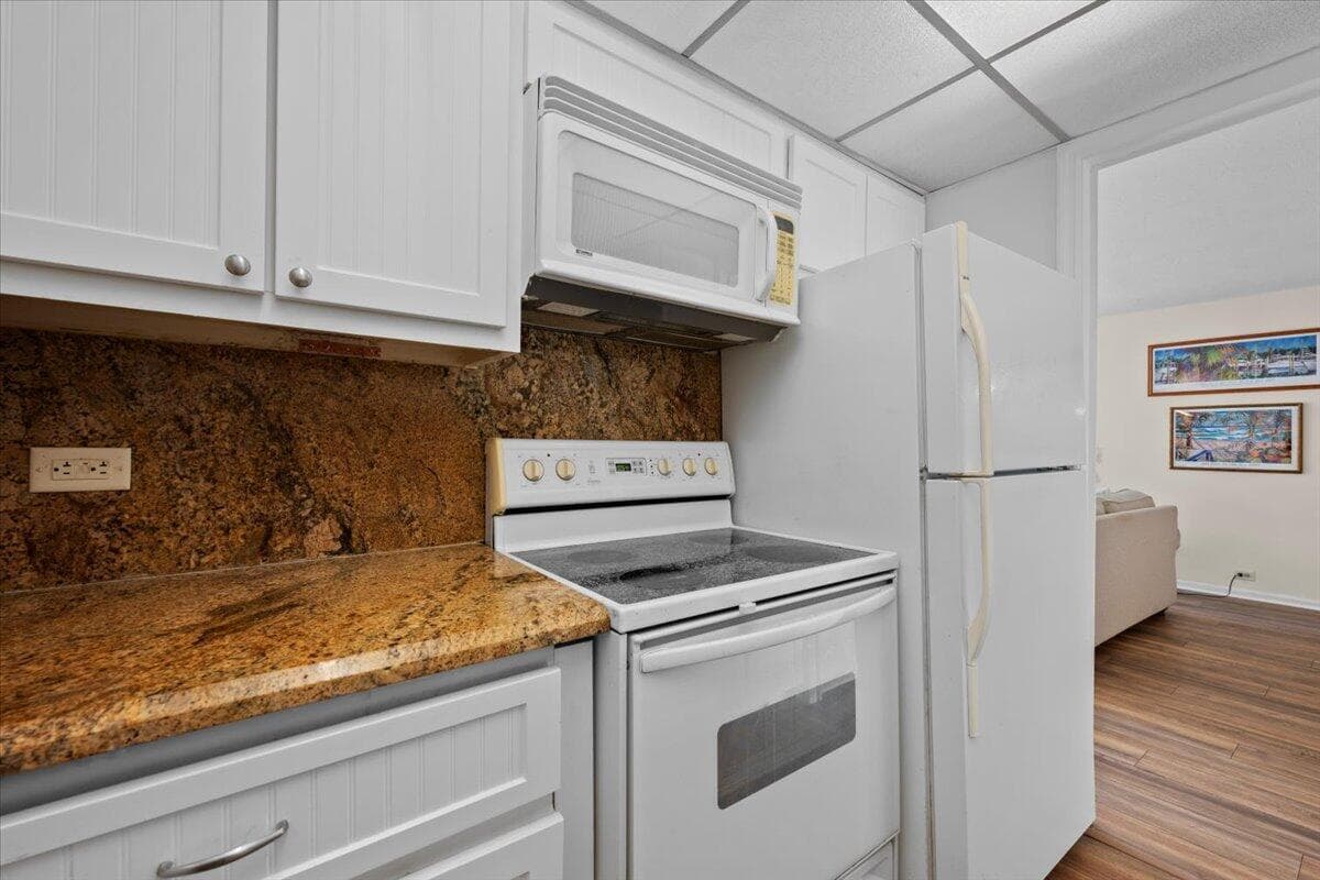 1200 Marine Way 304 photo 13