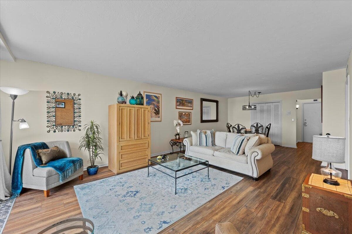 1200 Marine Way 304 photo 9