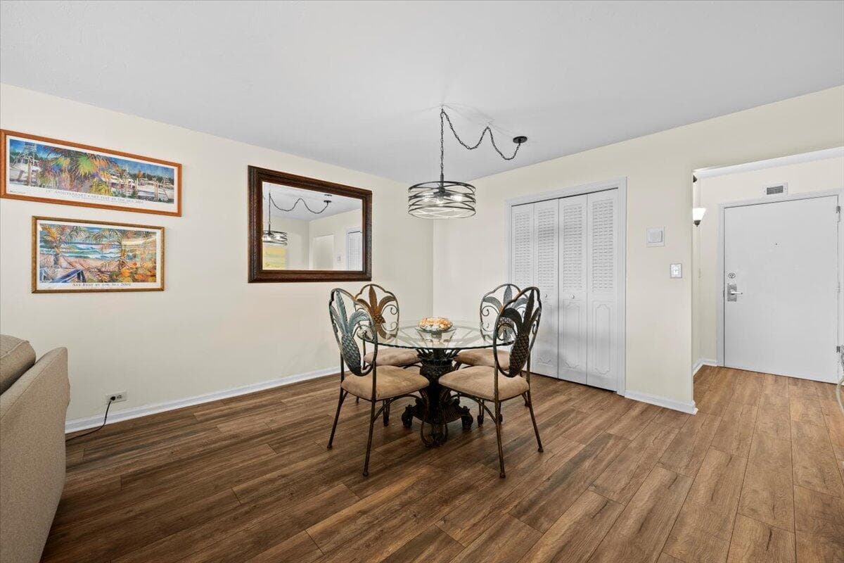 1200 Marine Way 304 photo 4
