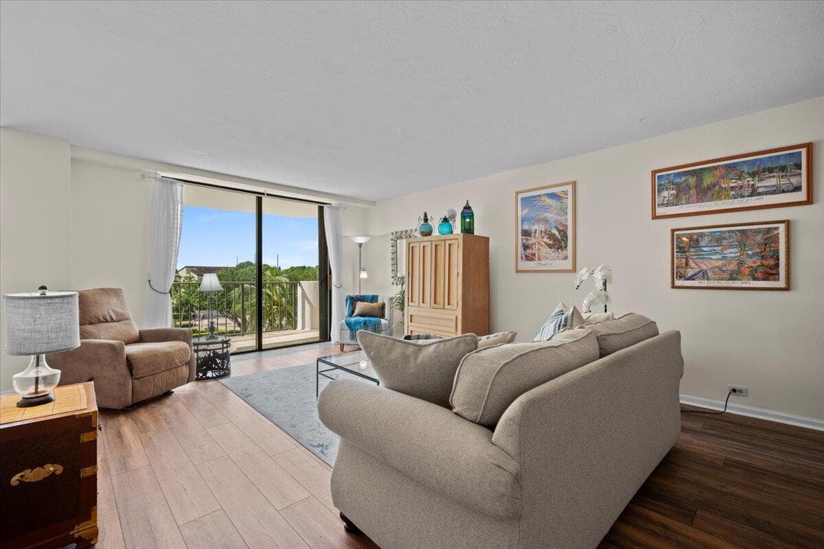 1200 Marine Way 304 photo 8